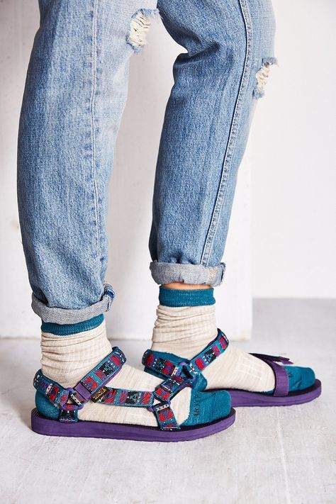 Actual current item features on Urban outfitters. It's elementary school my dear Tevas And Socks, Teva Sandals Outfit, Estilo Vans, New Halloween Costumes, Teva Sandals, Fav Color, German Fashion, Granola Girl, Indie Outfits