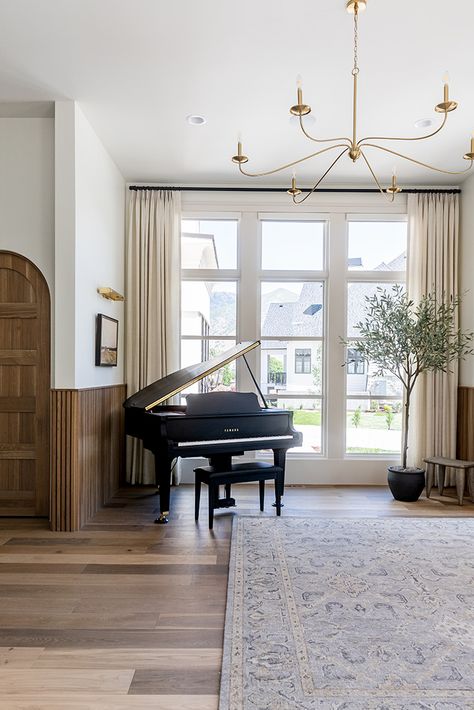 Piano Against Window, Baby Grand Piano In Small Space, Baby Grand Piano In Living Room, Piano Room Design Modern, Modern Piano Room, Piano In Entryway, Piano In Small Living Room, Piano Dining Room, Grand Piano In Living Room