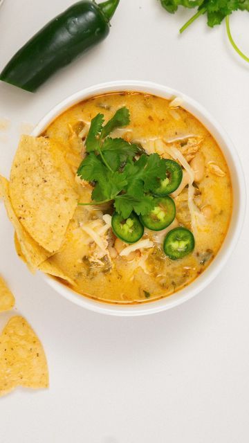 Soup Starter, Jalapeno Chicken, Tortilla Soup Recipe, Tortilla Soup, White Beans, Healthy Soup, Cooking Dinner, Soups And Stews, Meal Prep