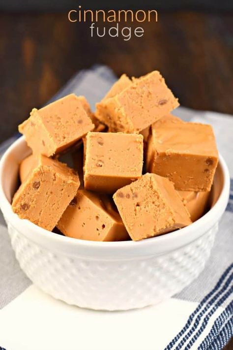 If you LOVE cinnamon, then I suggest you indulge in a piece (or twenty) of this Cinnamon Fudge! Cinnamon Fudge Recipe, Fall Fudge, Christmas Trays, Oh Fudge, Shugary Sweets, Fudge Bars, Mardi Gras Food, Taste Made, Candy Cakes