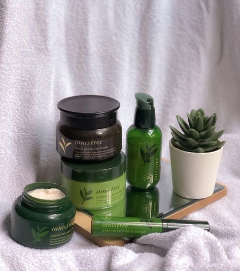 Innisfree Green Tea Go Plump Challenge, Innisfree Aesthetic, Green Wonyoungism, Innisfree Skincare, Innisfree Green Tea, Luxury Aesthetics, Green Skincare, My Skincare Routine, Media Arts