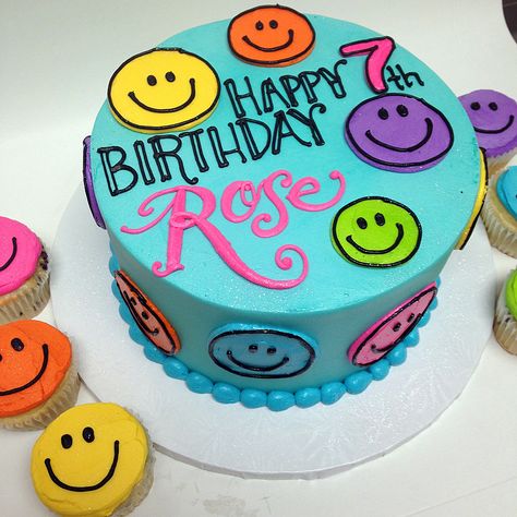 Face Cake Ideas, Smiley Face Cake, White Flower Cake Shoppe, Neon Cakes, 22nd Birthday Cakes, Emoji Cake, Face Cake, Birthday Cakes For Her, Happy 7th Birthday