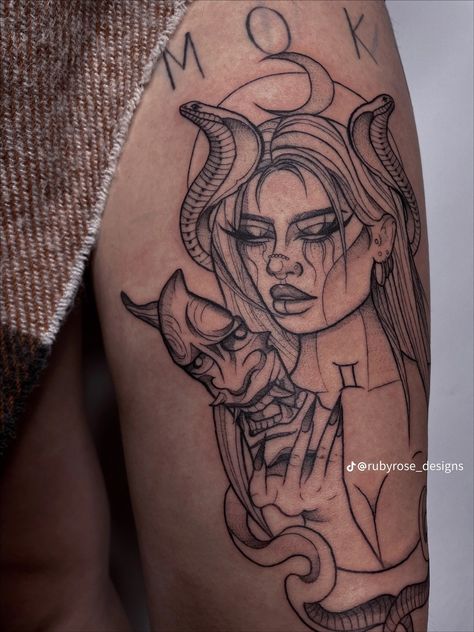 Zodiac Tattoo Ideas, Gemini Tattoo Designs, Face Tattoos For Women, Tarot Tattoo, Tattoo Lettering Design, Gemini Tattoo, Leo Tattoos, Goddess Tattoo, Muster Tattoos