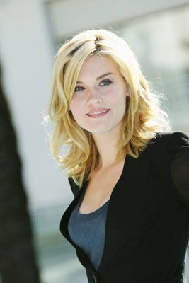 Emily Rose.  She had better play Elena in the Uncharted movie. Audrey Parker, Elisha Cuthbert, Emily Rose, Rose Photos, Halloween Outfit, Hollywood Fashion, Uncharted, Fashion Tips For Women, Calgary