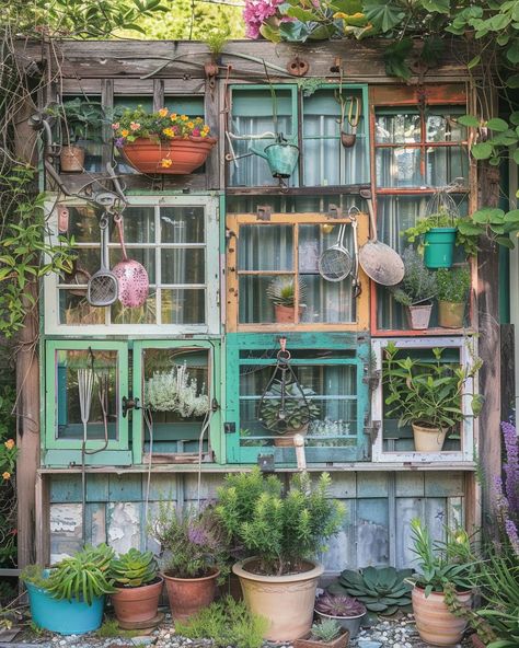 15 Ideen für einen Shabby-Chic-Garten: Charmante Gestaltungen - Hygge and Home Headboard From Old Door, Magical Home, Old Door, Homes And Gardens, In My Dreams, Garden Ideas, Shabby Chic, Paradise, Home And Garden