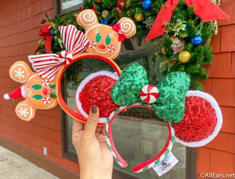 Christmas Ears Disney, Disney Christmas Ears Diy, Christmas Mickey Ears Diy, Disney Ears Christmas, Mickeys Christmas Party Outfit, Christmas Minnie Ears, Christmas In Disney World, Christmas Disney Ears, Disney World Christmas Outfit