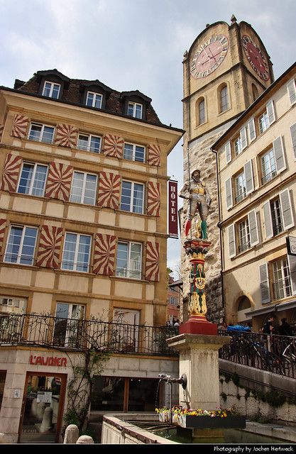 Fontaine du Banneret, Neuchâtel, Switzerland | Jochen Hertweck | Flickr Neuchatel Switzerland, Sphinx Observatory Switzerland, Schonbrunn Palace, Fontainebleau France, Grindelwald Switzerland Village, Chateau De Fountainbleu, European Countries, Switzerland, Places To See