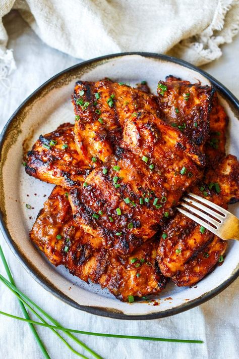 Grilled Chicken Recipes, Grilled Salmon Salad, Huli Chicken, Grilled Potato Salad, Huli Huli, Huli Huli Chicken, Marinated Chicken Thighs, Easy Grilled Chicken, Chicken Meals