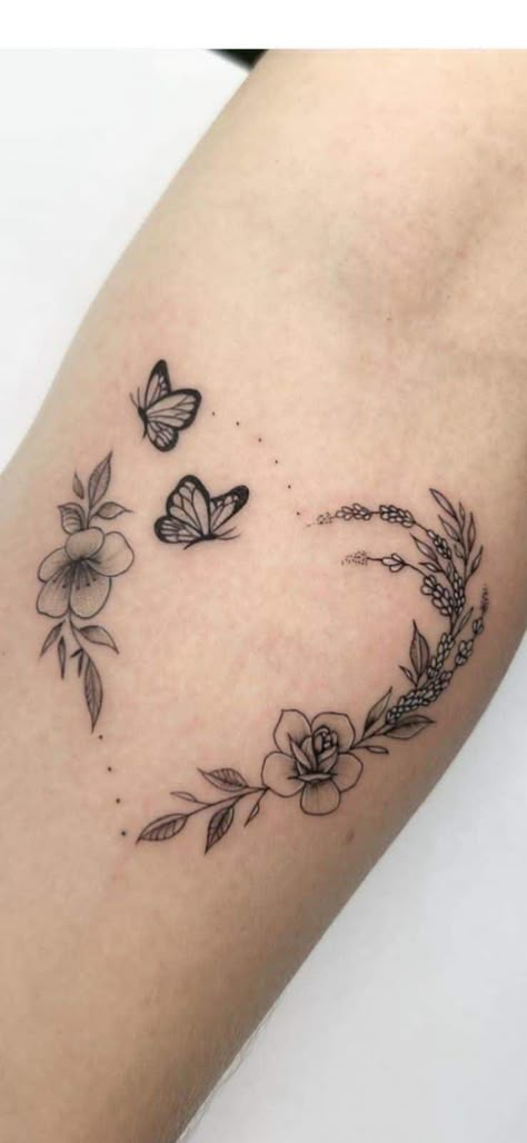 Tato Maori, Tato Minimal, Tattoos For Women Flowers, Petite Tattoos, Tasteful Tattoos, Dope Tattoos For Women, Daughter Tattoos, Small Hand Tattoos, Classy Tattoos