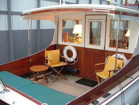 Cabin Cruisers For Sale, Cabin Cruiser Boat, Trawler Boats, Boat Interior Design, Camper Boat, Boat Illustration, Cruiser Boat, Classic Wooden Boats, Boat Decor