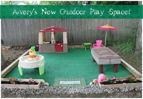 16 Best Outdoor Play Areas for Kids (Ideas and Designs) for 2019 Diy Outdoor Play, Toddler Outdoor Play, Outdoor Kids Play Area, Outdoor Play Space, Kids Backyard, Play Area Backyard, Outdoor Play Spaces, Backyard Kids Play Area, Toddler Outdoor