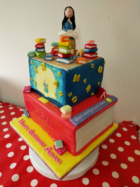 Matilda Birthday Cake #Matilda #Matildacake #books… Matilda Birthday Cake, Matilda Birthday Party, Matilda Birthday Party Theme, Matilda Party Ideas, Matilda Party, Musical Birthday Party, Matilda Cake, Interesting Cakes, Bakery Art