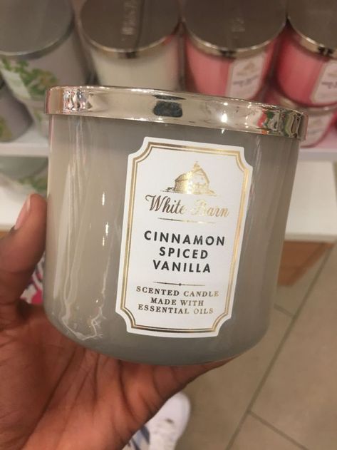 beauty, candle, inspiration, christmas, cinnamon spiced vanilla, aesthetic, scented candle, white barm Vanilla Scent Aesthetic, Candles Vanilla, Penyimpanan Makeup, Candle Obsession, Best Smelling Candles, House Smell Good, Vanilla Scented Candles, Bath Body Works Candles, Vanilla Candle