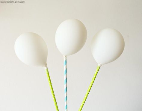 Mini Balloon Bouquet, Balloon Centerpieces Diy, Clear Balloons With Confetti, Pet Adoption Party, Balloon Bouquet Diy, Diy Straw, Balloon Tassel, Inexpensive Crafts, Small Balloons