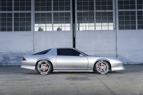 This Third-gen Camaro is an Absolute Street Beast Custom Camaro, Camaro Engine, Camaro Iroc, Camaro Car, Classic Cars Trucks Hot Rods, Camaro Rs, Nice Cars, Pro Touring, Camaro Ss