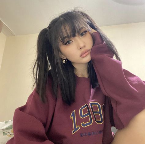 asian girl wearing half up pigtails hairstyle with bangs Half Up Pigtails, Pigtails Hairstyle, Hairstyle Bangs, Half Up Half Down Short Hair, Cute Bangs, Concert Hairstyles, Pigtail Hairstyles, Hair Stylies, Oversized Crewneck