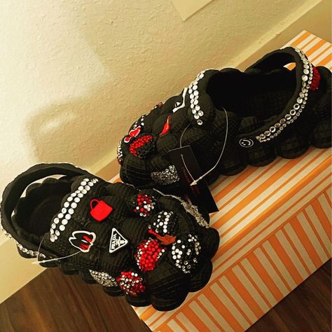 Bubble Crocs Shoes, Bubble Crocs, Bedazzled Slides, Bubble Shoes, Bubble Slippers, Croc Decorations, Sneaker Ideas, Drama For Kids, Bedazzled Shoes