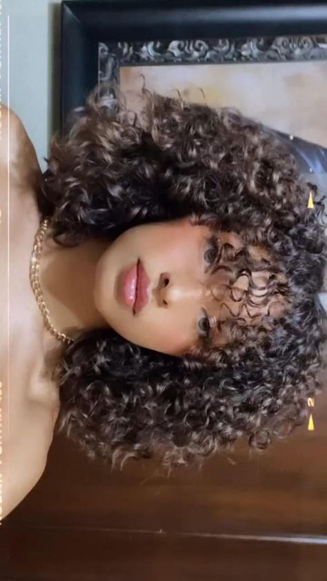 Curly Hair Beauty, Natural Curly Hair Cuts, Dyed Curly Hair, Curly Hair Photos, Cute Curly Hairstyles, Beautiful Curly Hair, Hairdos For Curly Hair, Haircuts For Curly Hair, Natural Curls Hairstyles