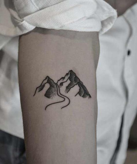 27 Strange, Stunning, And Surreal Ski Tattoos - Mpora Small River Tattoo, River Tattoo Ideas, Road Tattoo, Skiing Tattoo, Desert Tattoo, Tattoo Ideas Simple, River Tattoo, French Tattoo, Tattoo Equipment