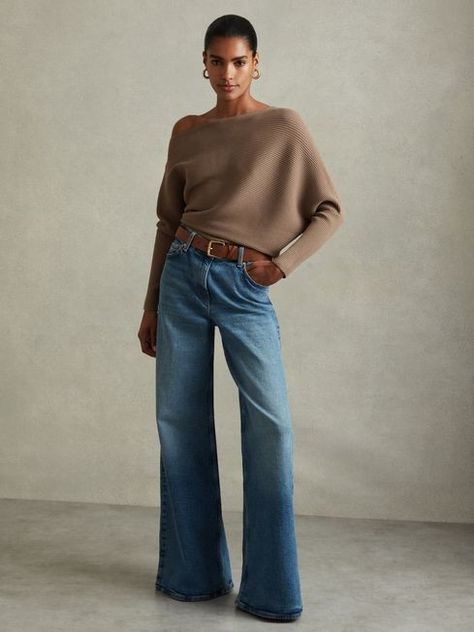 Fall Outfits Inspiration 2024, September 2024 Outfit Ideas, Asymmetrical Knit Top, Women’s Workwear, Jeans Fall 2024, Cool Autumn Outfits, Jeans Work Outfits Women, Brown Jeans Outfit Women, Sweater Top Outfit