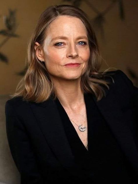 Makeup Hooded Eyes, Happy 61 Birthday, The Brave One, 20 Makeup, Paul Hollywood, Actor Studio, Hooded Eye Makeup, Jodie Foster, Hooded Eyes