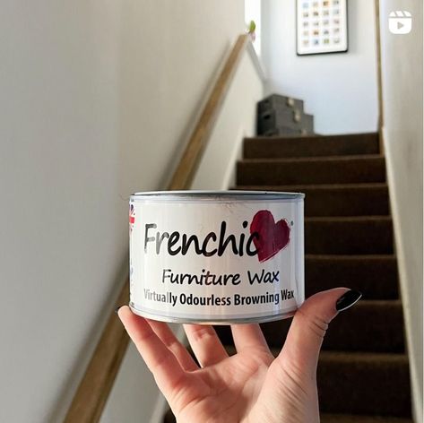 Staircase Bannister Oak Effect using Frenchic! | stairs, furniture | How to create an Oak effect by @loushomelife 😍 using Frenchic's 'Crème De La Crème' from the Lazy Range and Furniture Browning Wax. #frenchicpaint... | By Frenchic Paint | Facebook Frenchic Browning Wax Stairs, Frenchic Browning Wax Hack, Staircase Bannister, Stairs Furniture, Frenchic Paint, Furniture Wax, Baby Hats Knitting, Browning, Baby Hats