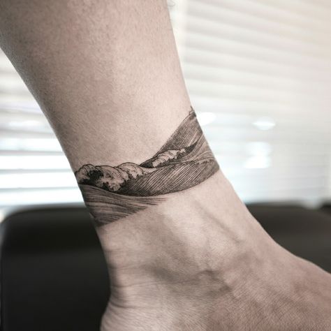 Front Of Ankle Tattoo, Ankle Band Tattoo, Ankle Tattoo Men, Leg Band Tattoos, Surf Tattoo, Ankle Tattoo Designs, Forearm Band Tattoos, Wave Tattoo, Leg Tattoo Men