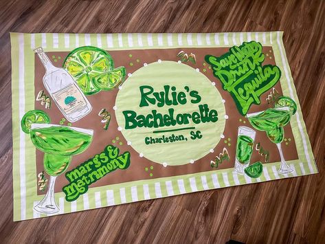 All the greens 💚🥂🫶🏼 #banner #brownpaper #paperbanner #art #artwork #drinks #green #birthdaybanner Hydrangea Wedding Decor, Kraft Paper Banner, Painted Banners, Painted Banner, Bar Banner, Cute Banner, Bachelorette Banner, Bachelorette Party Banners, Hydrangeas Wedding