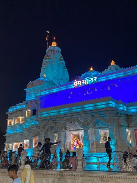 PREM MANDIR BEAUTY AT NIGHT😍 Ram Mandir Night View, Vrindavan Night View, Prem Mandir Night View, Prem Mandir Vrindavan Aesthetic, Prem Mandir Vrindavan Hd, Vrindavan Dham Images, Prem Mandir Vrindavan, Vrindavan Photography, Krishna Mandir