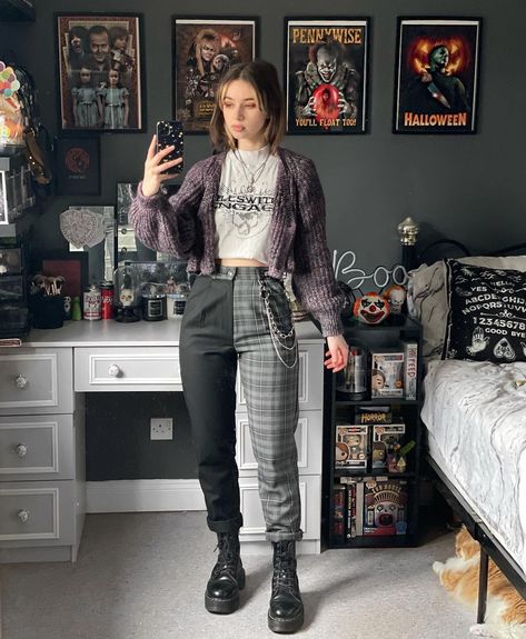 Ariana Magee-Ginn on Instagram: “Battle of the Amelia clash trousers!🖤 which look is your fave? 🖤😈 @lovetootrue Gifted*…” Rocker Teacher Outfits, Summer Alternative Outfits Grunge, Lesbian Goth Outfits, Grunge Teacher Outfits, Edgy Teacher Outfits, Edgy Teacher Style, Plus Size Rocker Chic Outfits, Grunge Outfits Edgy Plus Size, Lucas Friar