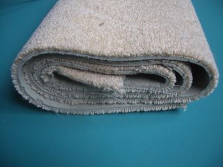 Need a matching rug to protect an area of carpet around a fireplace, external door, pet bed or other source of dirt? It's a lot easier to remove a rug and clean it... Farmhouse Daycare, Leftover Carpet, Removing Paint From Wood, Deep Clean House, Clean House Tips, Diy Carpet Cleaning, Carpet Cleaning Recipes, Carpet Cleaning Tips, Removing Paint