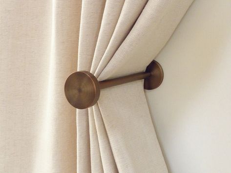 It’s all in the details. Shop our curtain holdbacks today. Image via @pinterest ⁣ Curtains Pictures, Curtain Holdbacks, Curtain Holder, Curtain Shop, Curtains Holdbacks, Curtain Ties, Interior Modern, Curtain Poles, The Curtain