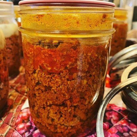 Canning Beef Brisket, Canned Taco Meat, Pressure Canning Taco Meat, Canning Taco Meat Ground Beef, Canning Beef Recipes, Ground Beef Canning Recipes, Pressure Canning Chili With Meat, Pressure Canning Meals In A Jar, Pressure Canning Recipes Meals