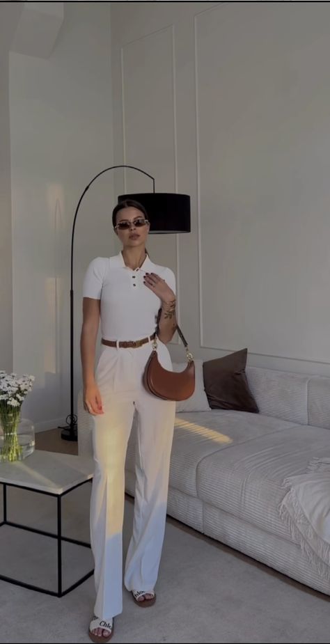 All White Old Money Outfit, Polo And Slacks For Women, Elegant Feminine Style Work Outfits, Refined Outfit Classy, Classy Staple Outfits, Basic Formal Outfit, Old Lady Outfits Ideas Classy, Italian Style Fashion Women Fall Winter, Meet The Parents Outfit Casual Classy