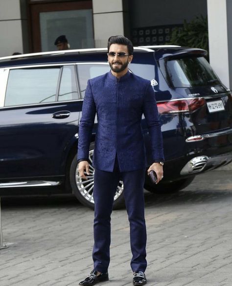 Ranveer Singh Suit, Brother Marriage Dress For Men, Jodhpuri Suits For Men Latest, Black Blazer Outfit Men, Roka Outfits, Marriage Dress For Men, Sangeet Dresses, Traditional Indian Mens Clothing, Marriage Dresses