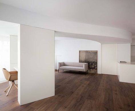 Minimalist Apartment, Steel Columns, 아파트 인테리어, Residential Complex, Valencia Spain, Unique Layout, Kitchen Units, Minimalism Interior, Light And Space