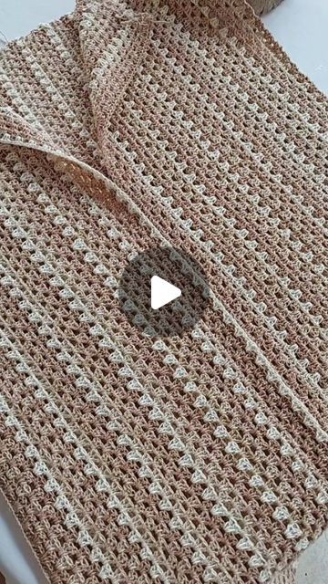 Simone Crochet | Moda em crochê • Roupas e bolsas artesanais on Instagram: "Chegando mais uma novidade...
Camisa masculina em crochê 😱

Mais um desafio que eu estou apaixonada 🥰
Com pontos simples e cores sóbrias que traz toda elegância e glamour 🤩

Se você também gostou deste novo look já deixe seu comentário, curta e compartilhe 😁

#lookmasculino 
#modamasculina 
#modafashion 
#crochetendencia 
#lookdoverao 
#simcrochet" Moda Fashion, Crochet, On Instagram, Instagram