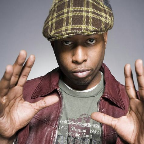 Talib Kweli, in the front lines, face to face in #ferguson      #injustice #blackcommunity Hip Hop Underground, Talib Kweli, Lupe Fiasco, Mos Def, Real Hip Hop, Underground Hip Hop, Hip Hop And R&b, Gangsta Rap, Neo Soul