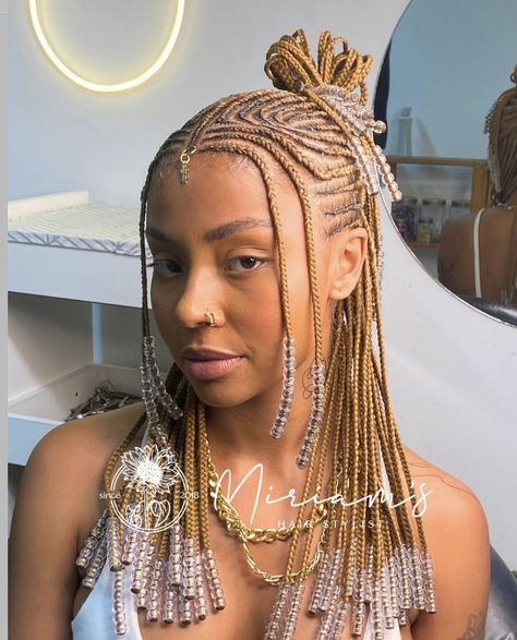 Cornrows Short Hair, Cornrows With Beads, Parting Hair, Unique Braids, Short Box Braids Hairstyles, Hairstyle For Men, Cute Box Braids Hairstyles, Quick Braided Hairstyles, Protective Hairstyles Braids