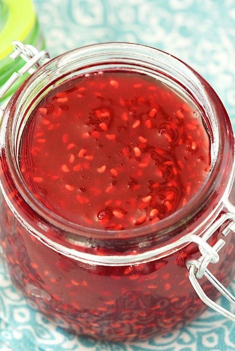 Jar Of Jam, Raspberry Preserves, Jam And Jelly, Winter Mornings, Sweet Sauce, Jams & Jellies, Main Courses, Canning Recipes, Marmalade