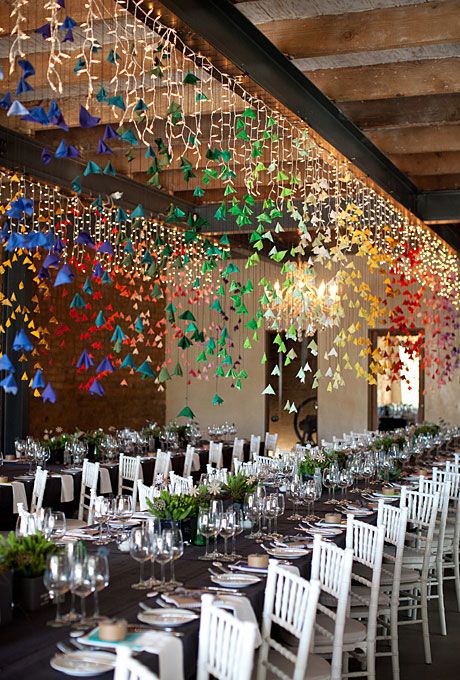 Rainbow wedding Cheap Centerpieces, Cer Nocturn, Rainbow Garland, Music Themed Wedding, Origami Wedding, Boda Mexicana, Rainbow Wedding, Salou, Gay Wedding