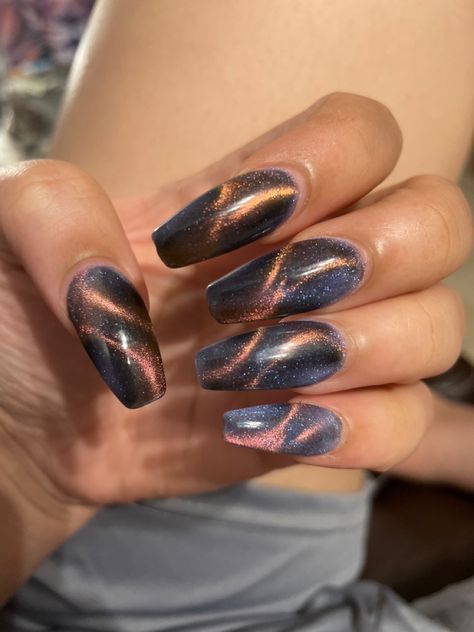 Nails Tiger Eye, Thanksgiving Cat Eye Nails, Cats Eye Nails Design Ideas Fall, Tigers Eye Nails, Brown Cat Eye Nails, Tiger Eye Nails, Alien Nails, Nails 23, Luv Nails