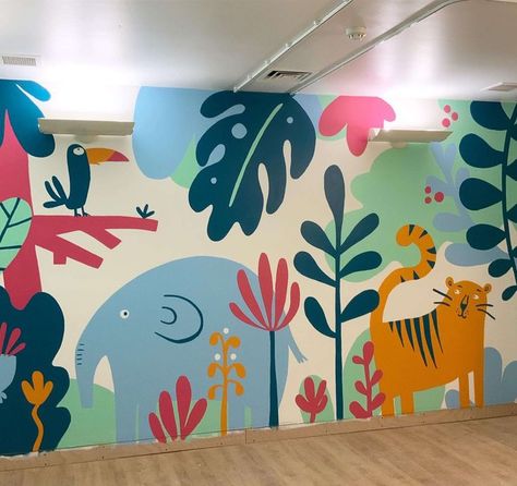 Mural Art Design, Creative Wall Painting, Kids Room Murals, Kids Room Paint, School Wall Art, School Murals, Nursery Mural, Room Wall Painting, Murals For Kids