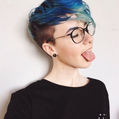 Shaved Pixie Cut, Shaved Pixie, Short Dyed Hair, Half Shaved, Short Hairstyle, Hair Colours, Grunge Hair, Hair Pictures, Pixie Hairstyles