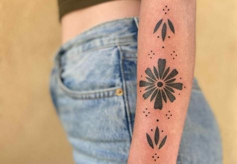 New Mexico Flower Tattoo, New Mexico Symbol Tattoo, Zia Tattoo New Mexico, Southwestern Tattoos For Women, Desert Flowers Tattoo, New Mexico Tattoos, Santa Fe Tattoo, Ocotillo Tattoo, New Mexico Tattoo Ideas