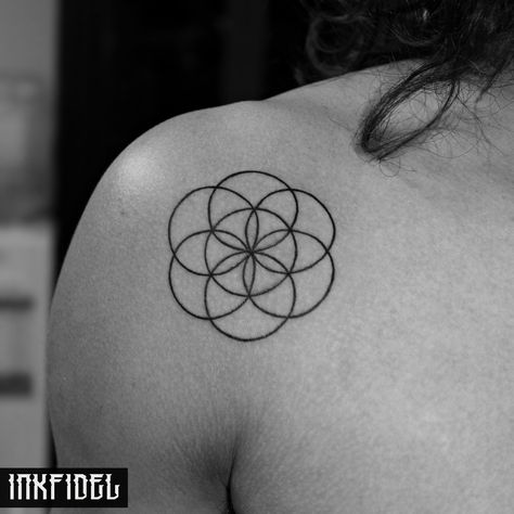 Seed Of Life Tattoo, Live Tattoo, Ab Soul, Belly Tattoo, Seed Of Life, Face Tattoo, Back Tattoos, Tattoo Placement, Unusual Design