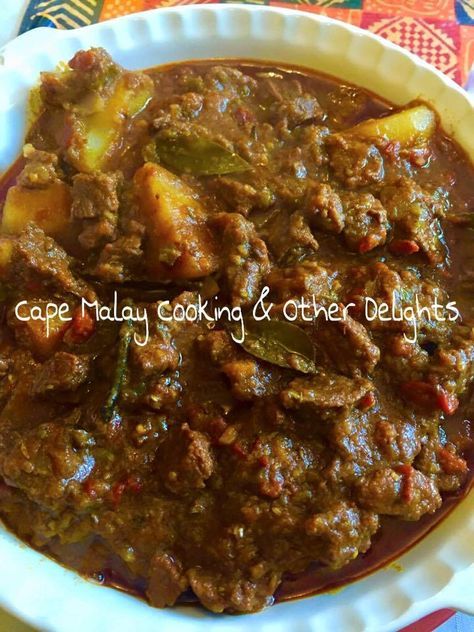 Gheema (Beef) Curry Beef Curry Recipe, Cape Malay, Curry Ingredients, Africa Food, African Cooking, Cooking Chicken, Beef Curry, South African Recipes, Curry Dishes