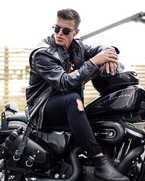 Bike poses Biker Photoshoot Men, Biker Jeans Outfit, Harley Photoshoot, Motorcycle Outfit Men, Biker Outfit Men, Leather Moto Jacket Outfit, Spring Jacket Outfit, Motorcycle Photo Shoot, Moto Jacket Outfit