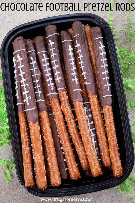 Football Birthday Treats For School, Football Themed Pretzel Rods, Football Caramel Apples, Ohio State Food Ideas Football Parties, Football Chocolate Covered Pretzels, Chiefs Appetizer, Super Bowl Snacks For Kids, Football Food Ideas Desserts, 49ers Treats