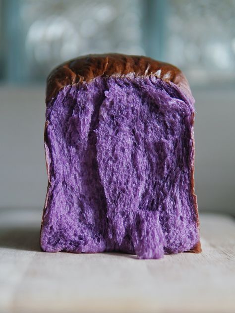 Ube Loaf Bread, Ube Milk Bread, Recipes Using Ube Condensed Milk, Ube Buns, Ube Bread Recipe, Ube Loaf, Ube Bread, Charcoal Bread, Ube Extract